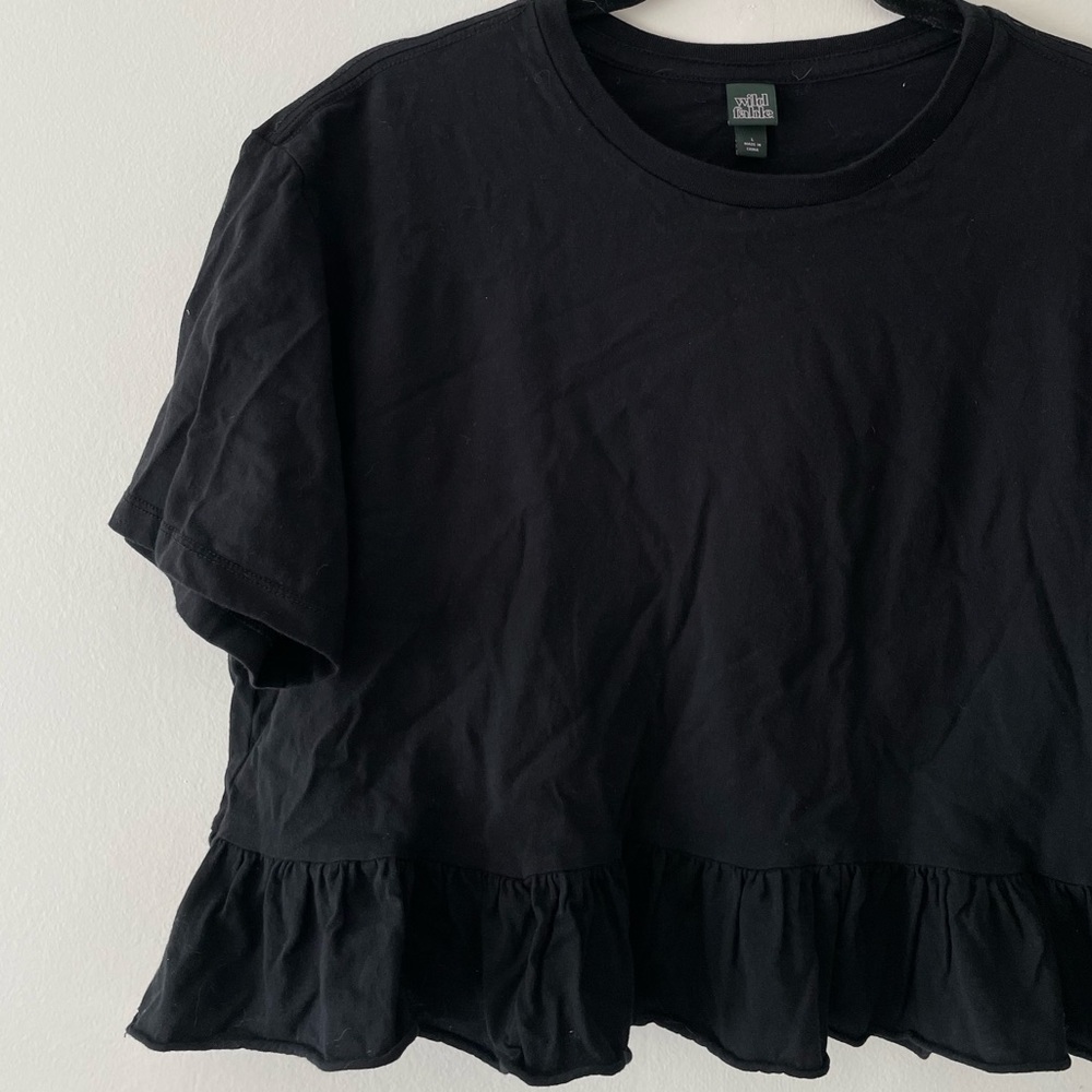 WF Cropped Ruffle Tee